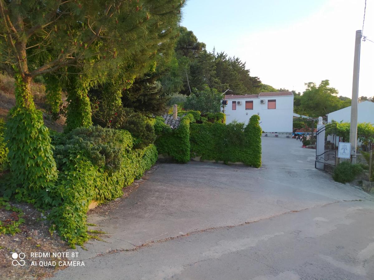 B&B Troisi Racalmuto Екстер'єр фото